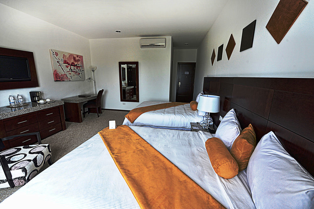 Azul Talavera Country Club Torreon Exterior photo